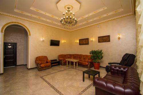 Hotel Grand Noy
