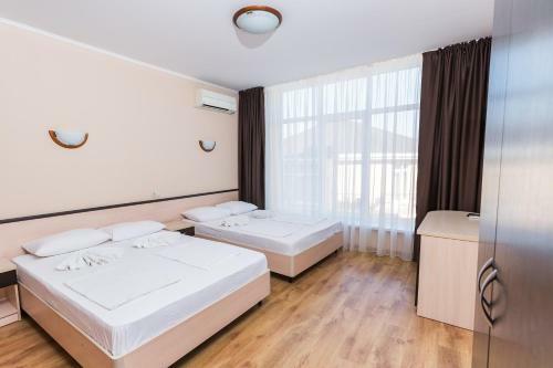Yug Alliance Hotel