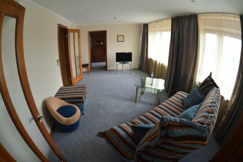 Novokuznetskaya Hotel