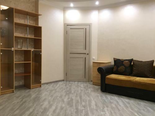 Large Apartment On Startovaya 1