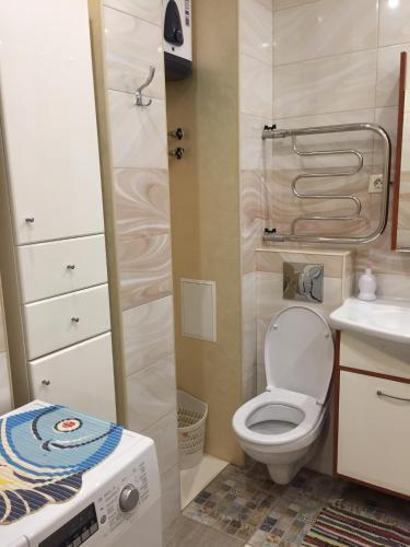 Large Apartment On Startovaya 1