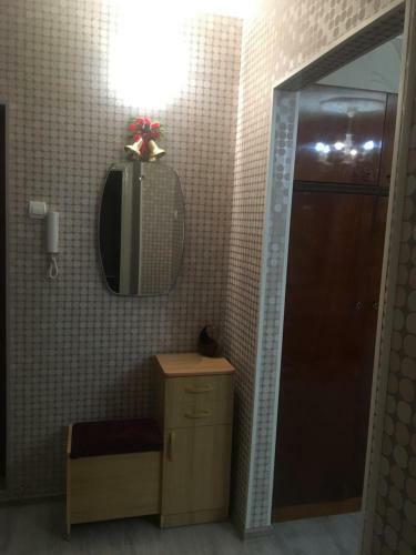 Apartment On Prospekt Komarova 31