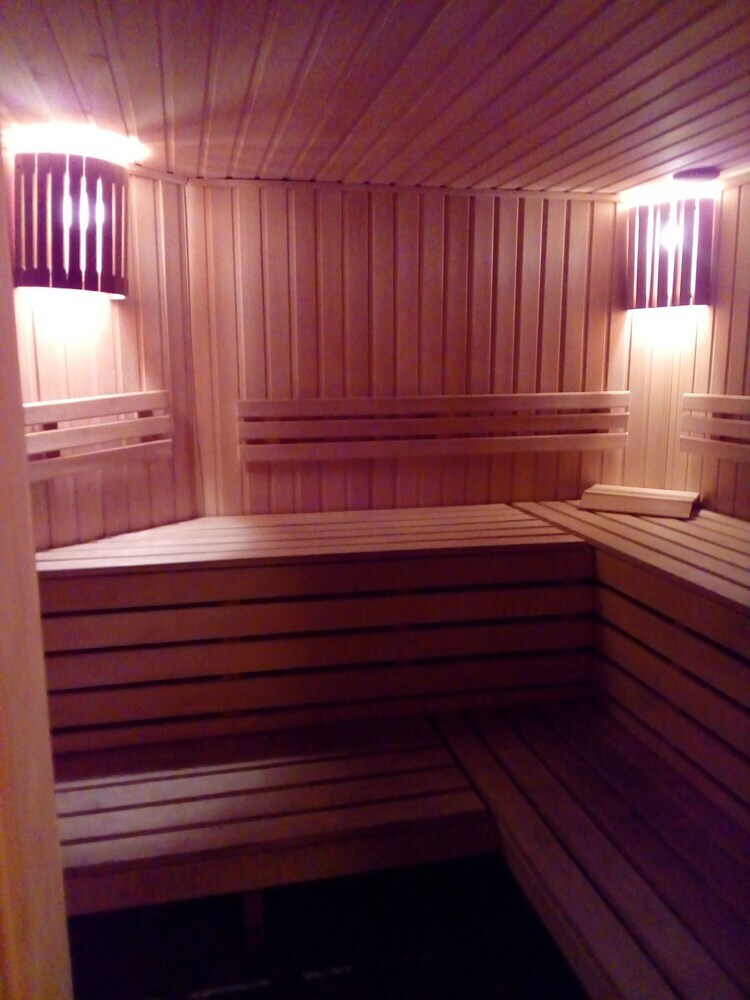 Mini-hotel Club Bon Ton