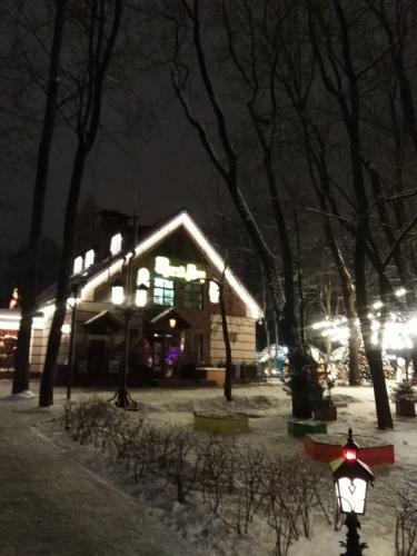 Apartment Near Lopatinsky Garden, Center