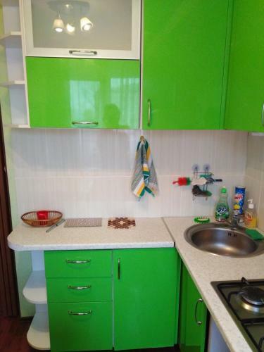 Apartment Near Lopatinsky Garden, Center