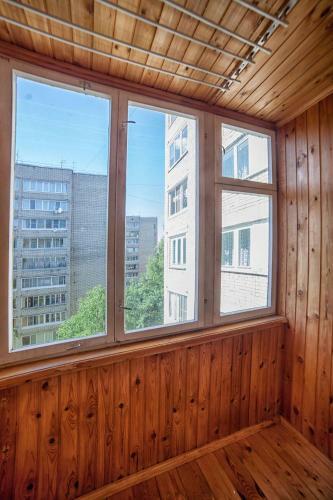 Apartamento 3-bedroom Studio On Nikolaeva 36a
