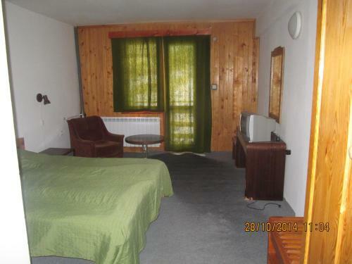 Hotel Kris Guesthouse