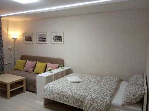 Apartment On Svyazi 8