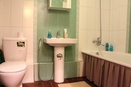 Apartamento Sutkidvoye On Traktornaya