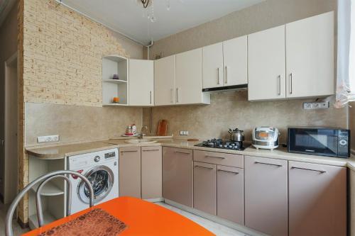 Apartment On Dvoryanskaya 15