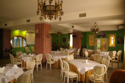 Hotel Petrovsky Dvorik