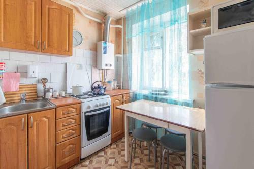 Apartment On Matrosova 6a