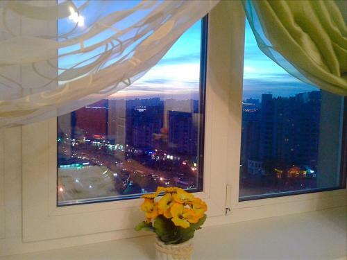 Apartment On Leninskiy 124 B
