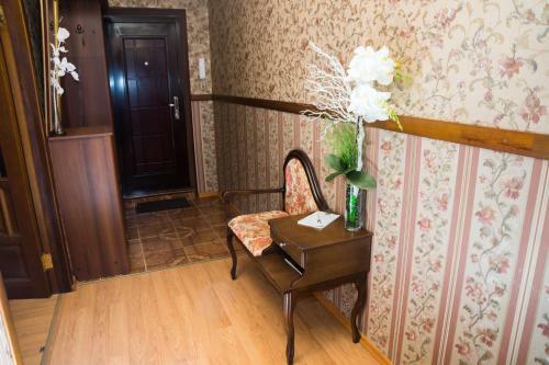 Apartment On Druzhby 105
