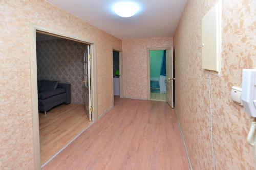 Apartament On Kholzunova 72a