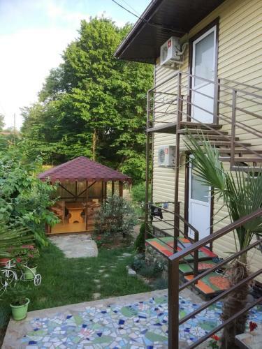 Hostal Gostievoi Dom "kanapie"