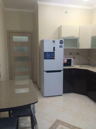Sea View Apartment On Primorskaya