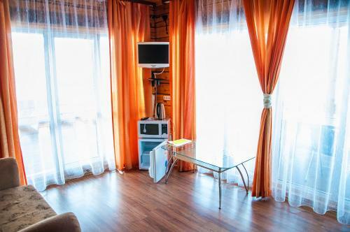 Hostal Holiday Village Bayar