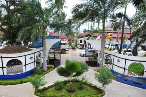 Hotel Jangwani Sea Breeze Resort