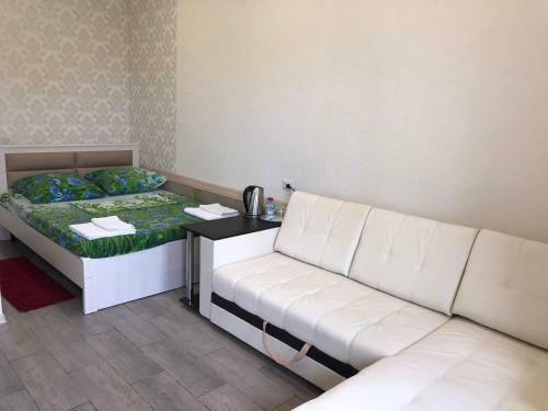 Hostal Kak Doma Guest House