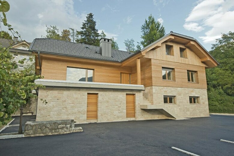 Hostal Vila Alpina