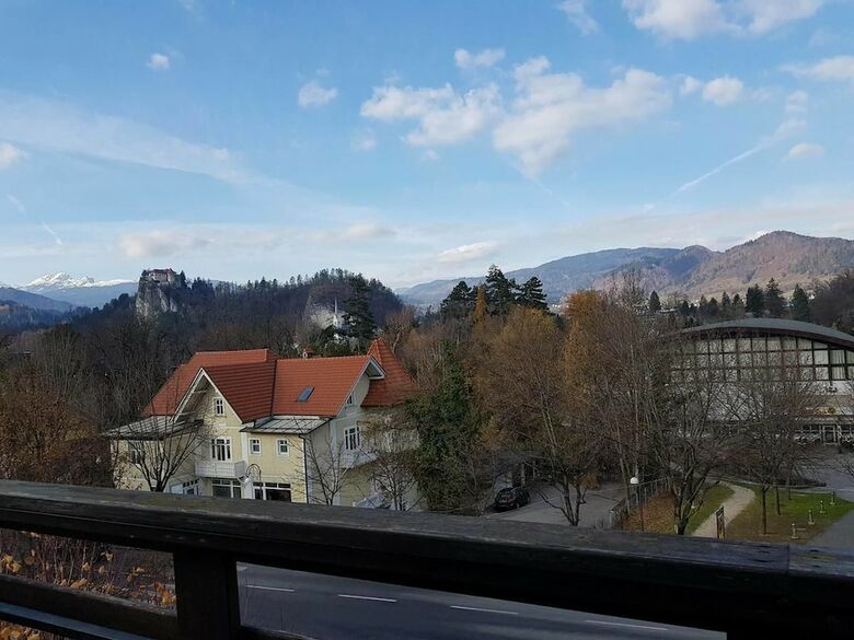 Hostal Central Bled House