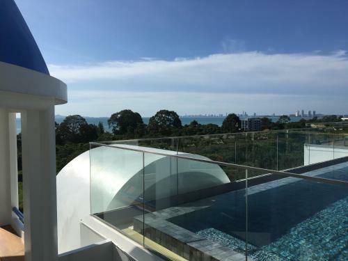 Hotel Costa Village Bangsaray