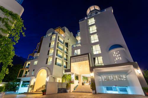 Hotel Costa Village Bangsaray