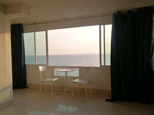 Apartamento Bangsaen Royal Beach