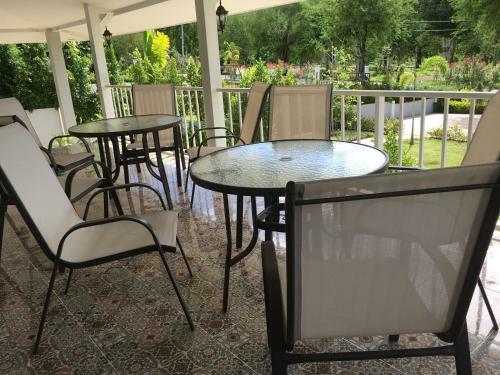 Hotel Sangchan Garden At Kaeng Krachan