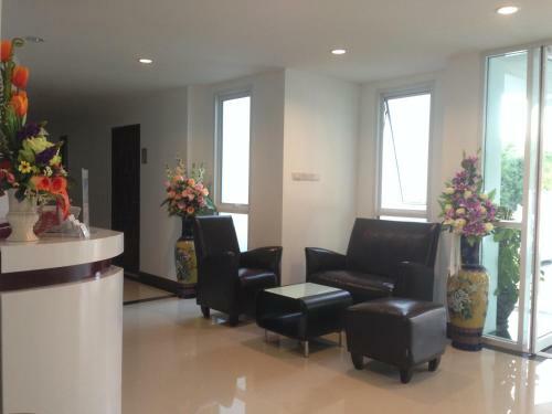 Praiyanan Place Hotel