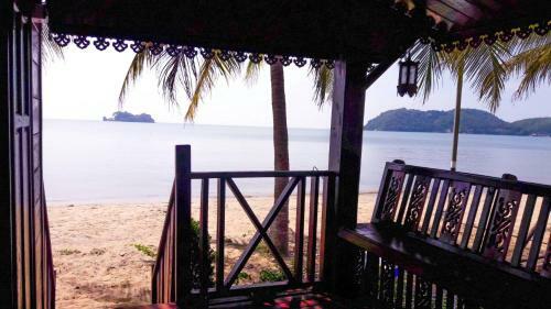 Hotel Ploenura Resort Laemsing