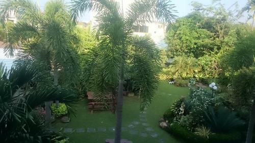 Hotel White Elephant Resort