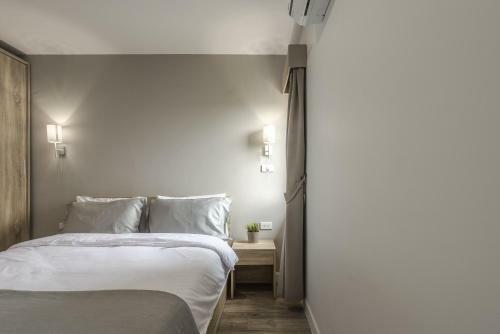 Hotel Carnation Residence