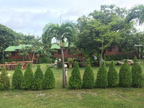 Hotel ?baan Ing Khao Resort