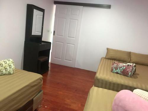 Hotel Baanruenthai Resort Muak Lhek