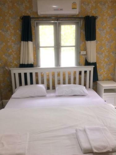 Hotel Petch Rim Tan Resort