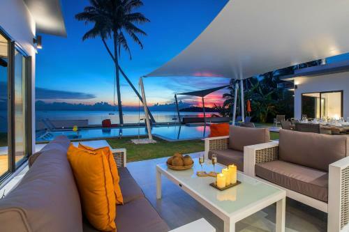 Paradis Blanc - Koh Phangan Luxury Beachfront Villa
