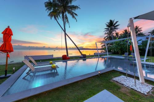 Paradis Blanc - Koh Phangan Luxury Beachfront Villa
