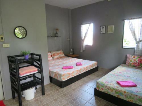 Hostal Same Same Guesthouse, Bar & Restaurant