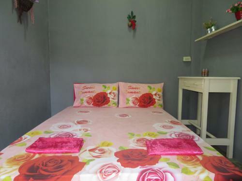 Hostal Same Same Guesthouse, Bar & Restaurant