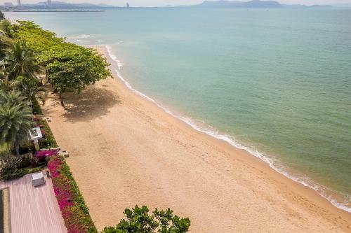 Exclusive Beachfront Villa By Pearl Property