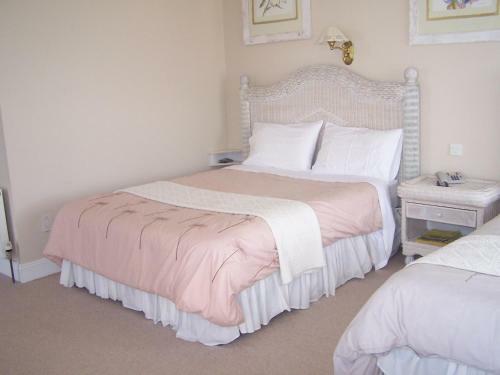 Hostal Seasons Lodge Guesthouse