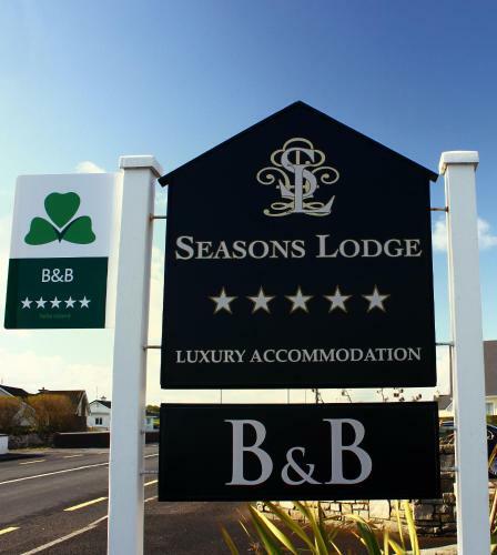 Hostal Seasons Lodge Guesthouse