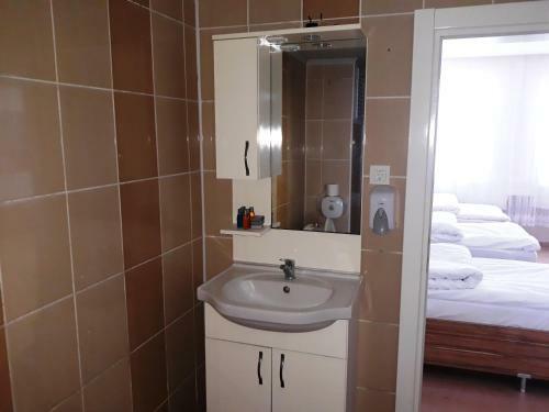 Dilmac Hotel
