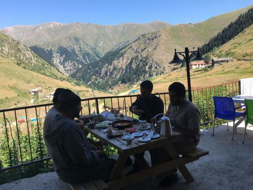 Y�ce Apart Pansiyon