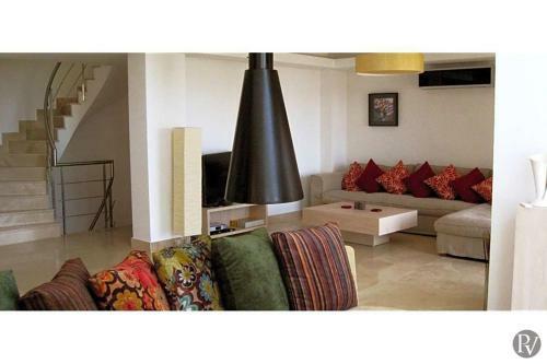 Islamlar Villa Sleeps 10 Pool Air Con Wifi
