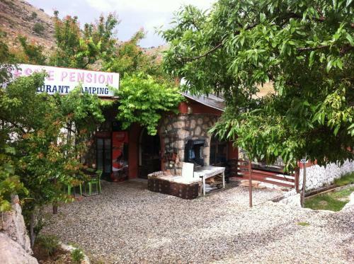 Nemrut Cesme Pension
