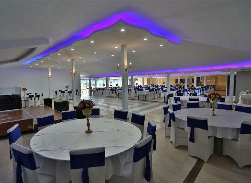 Grand Ayzek Hotel