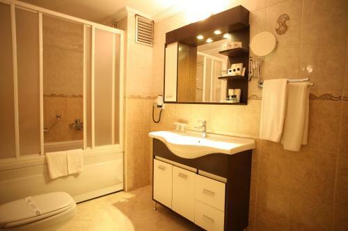 Buyuk Saruhan Hotel
